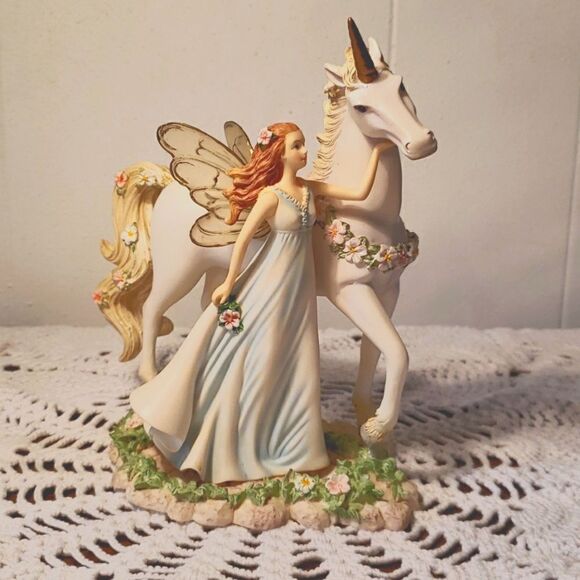 Hamilton Collection Special Messages Collection "Messenger of Hope"Angel Unicorn - Picture 1 of 6